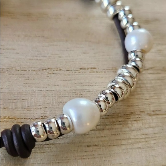 HAMMERED HEART • Bohemian bracelet • Silver beads and Pearls - Picture 5 of 13